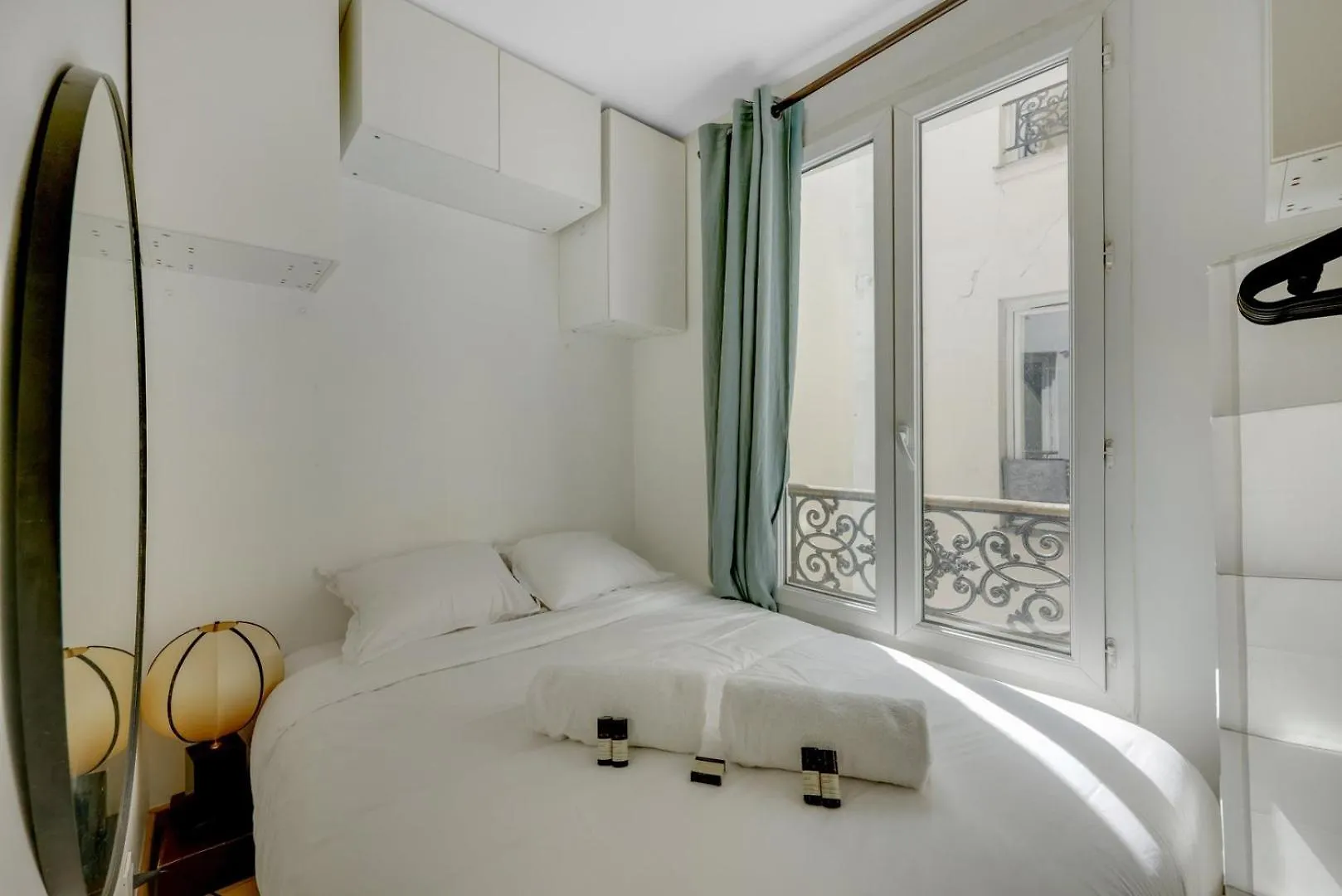 Paris Marais Ecouffes Apartment